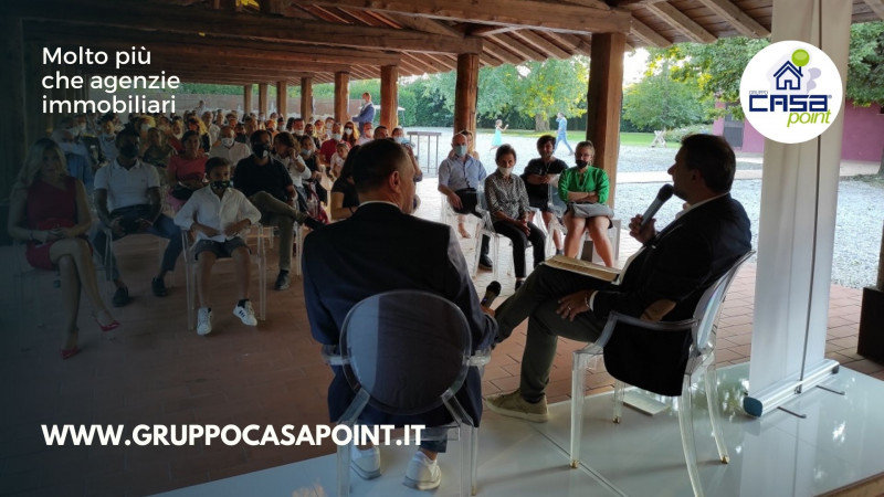 Oltre cento persone alla presentazione del libro di Paolo Feroldi (presidente Casapoint)