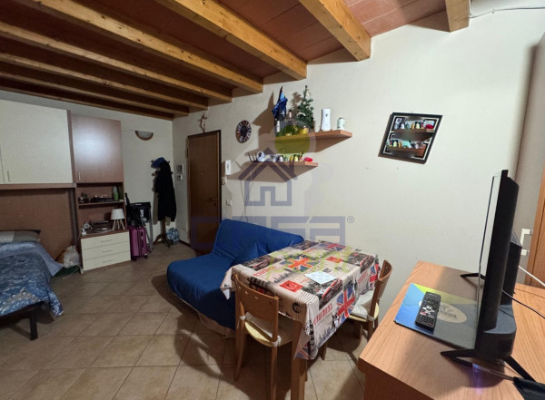 Appartamento monolocale Arredato con Posto Auto