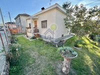 Villa Singola circondata da ampio giardino privato