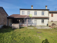 Casa indipendente con giardino e garage