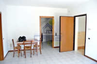 Appartamento Trilocale con Cantina e Garage doppio