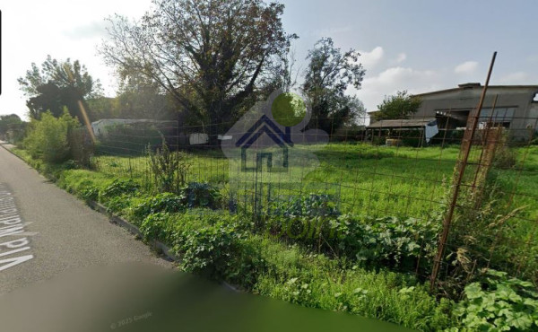 Lotto di area residenziale