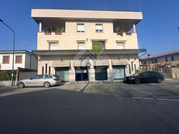 CARINISSIMA MANSARDA ARREDATA