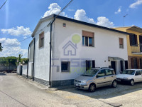 CASA INDIPENDENTE CON CORTILE PRIVATO E BOX DOPPIO!!