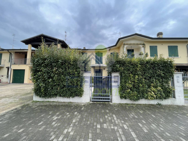 Maisonette in vendita a Reggiolo