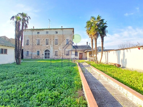 Villa singola con parco privato