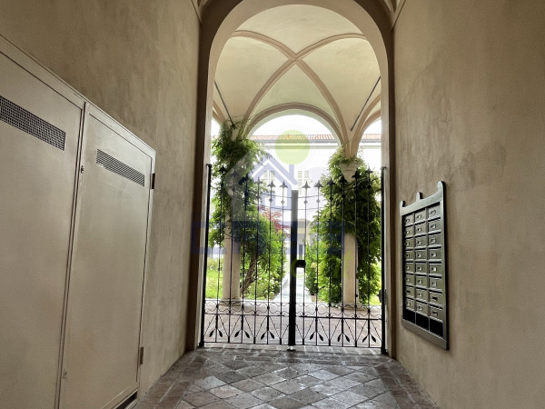 APPARTAMENTO SU DUE LIVELLI IN CONTESTO PRESTIGIOSO