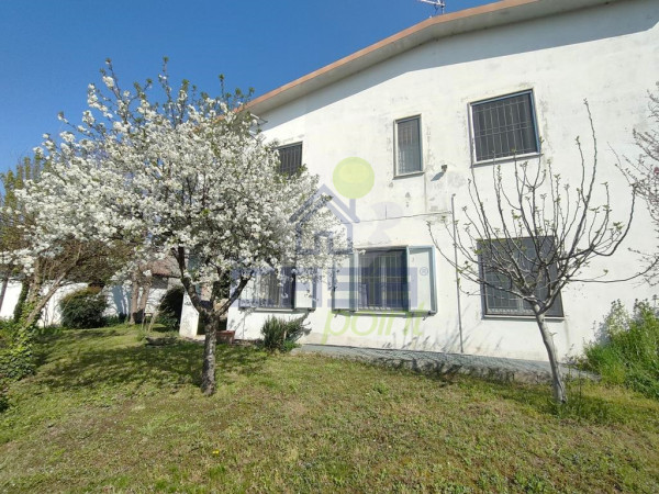 CASA INDIPENDENTE CON GIARDINO E GARAGE DOPPIO