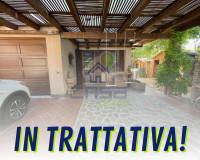 Villa bifamiliare con Giardino e Garage