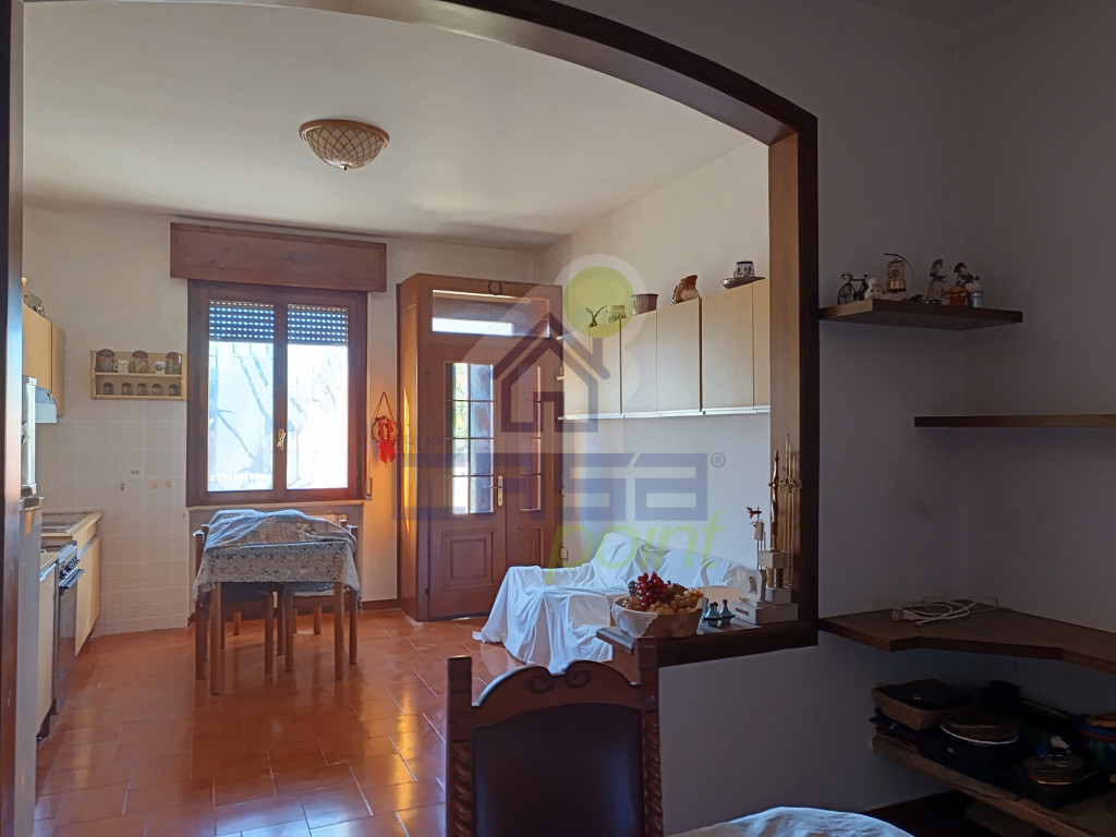 SOGGIORNO VISTA CUCINA.jpg