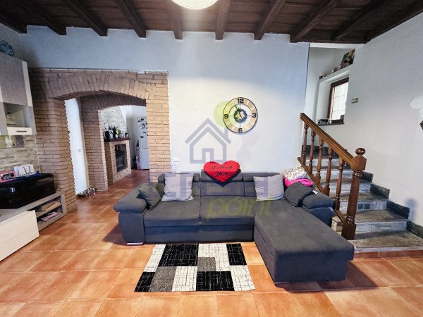 CASA INDIPENDENTE SENZA SPESE CONDOMINIALI