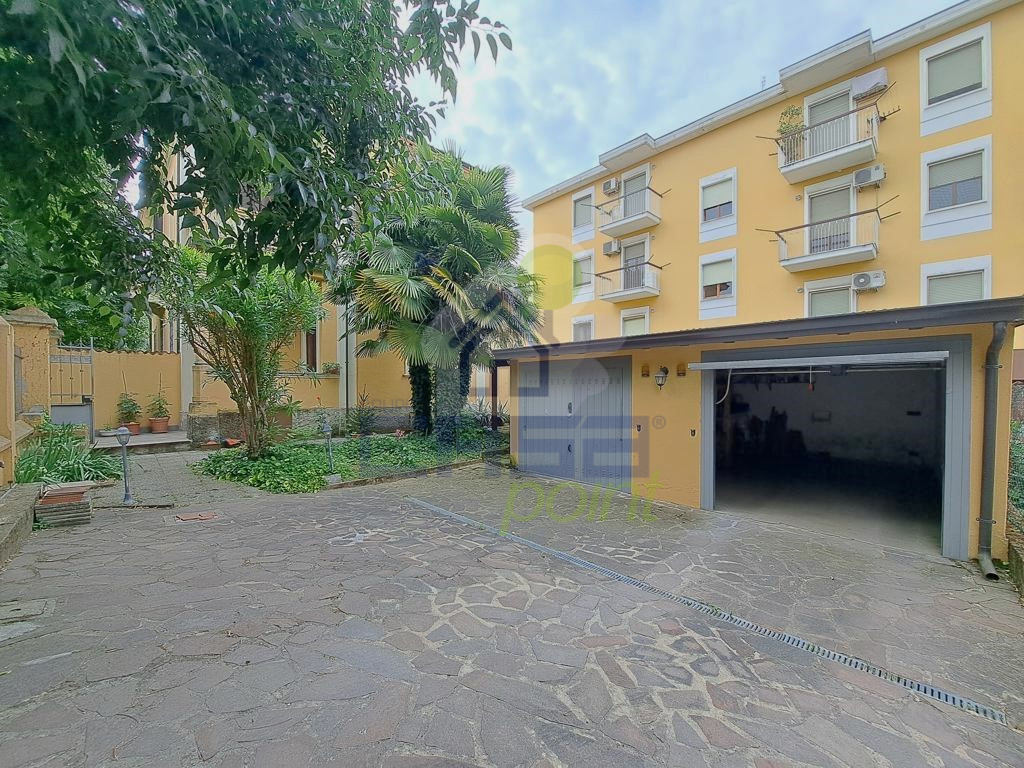 2025_garage.jpg