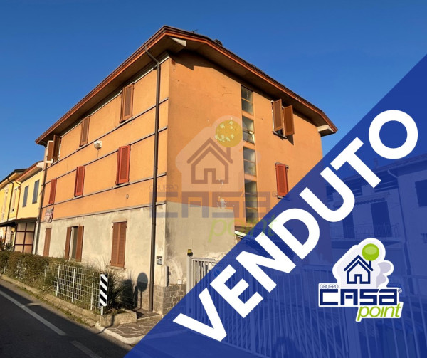 APPARTAMENTO DI AMPIE DIMENSIONI CON GARAGE