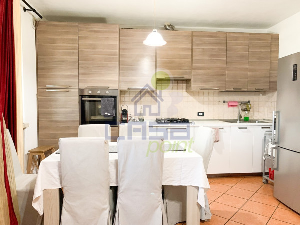 TRILOCALE CON GIARDINO PRIVATO E GARAGE!!!