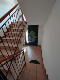 VANO-SCALA-VISTA-USCITA-DAL-PALAZZO.jpg