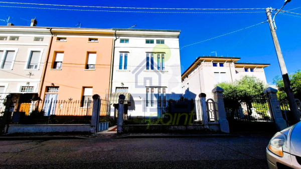 Casa indipendente nel cuore del centro storico di Asola (MN)