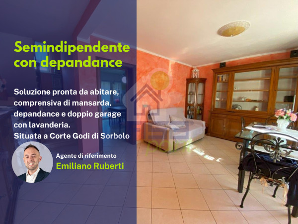 Ampia semindipendente con depandance, doppio garage e cortile privato