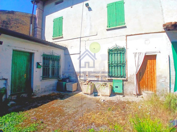 Occasione imperdibile a Tornata: casa indipendente con giardino privato e orto
