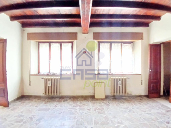 CASA INDIPENDENTE CON GIRDINO PRIVATO