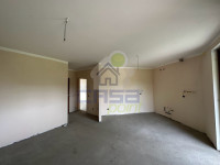 TRILOCALE CON BALCONE, CONSEGNATO FINITO.