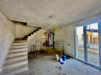 2d0586ad-edc9-4027-bed0-aad7e578ead9.jpg