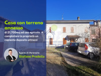 CASA CON TERRENO AGRICOLO ANNESSO