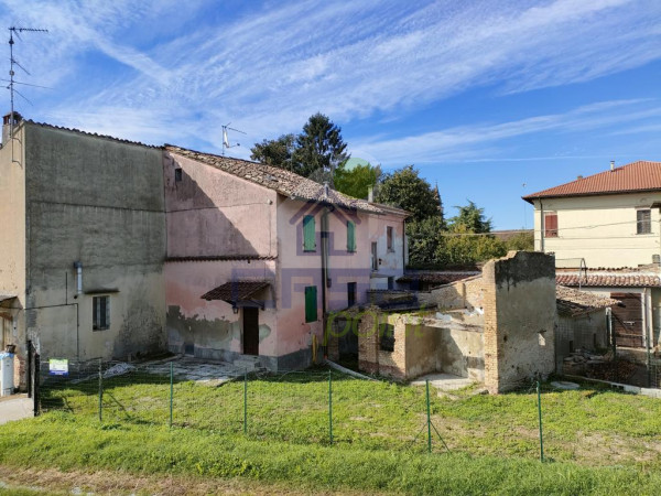 Casa autonoma con giardino