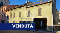 PORZIONE DI CASA NEL CUORE DEL PAESE CON TERRAZZA PANORAMICA