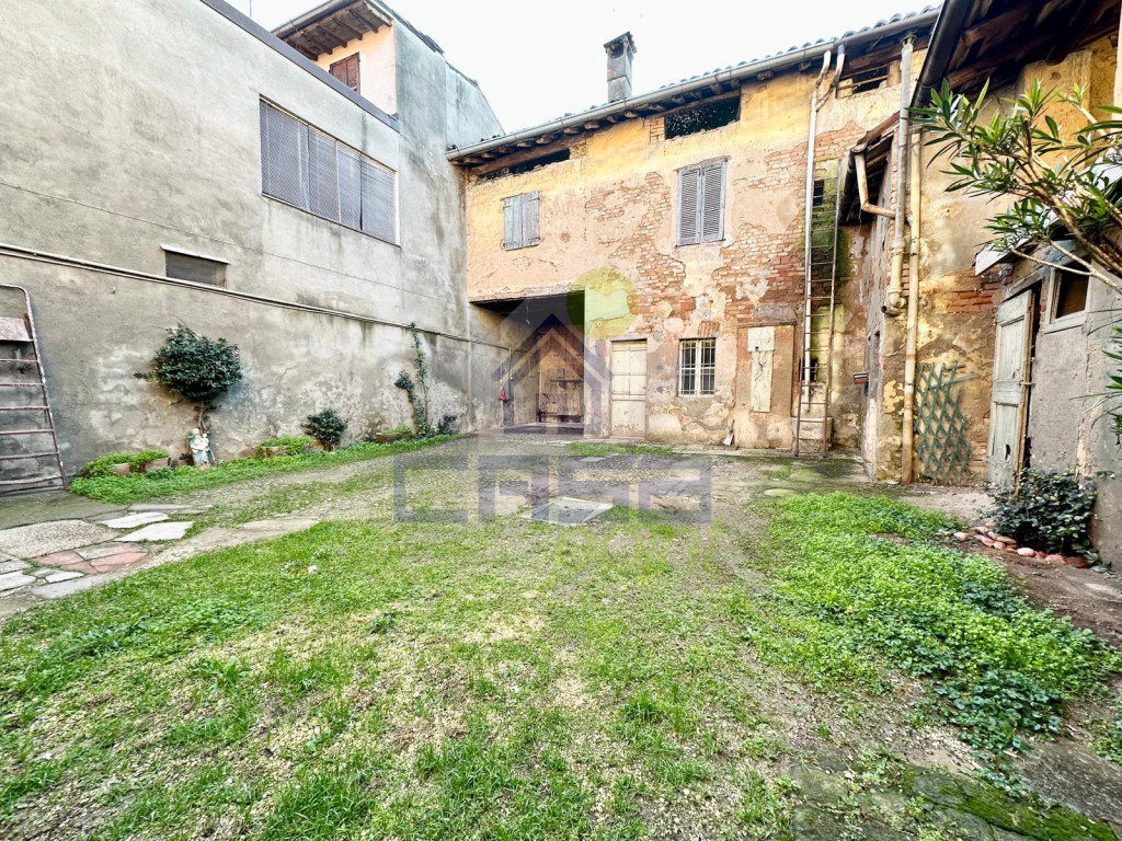 CORTILE COMUNE2.jpeg