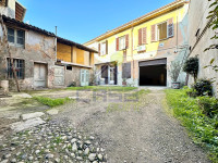 CASA INDIPENDENTE CON AMPI SPAZI ABITATIVI