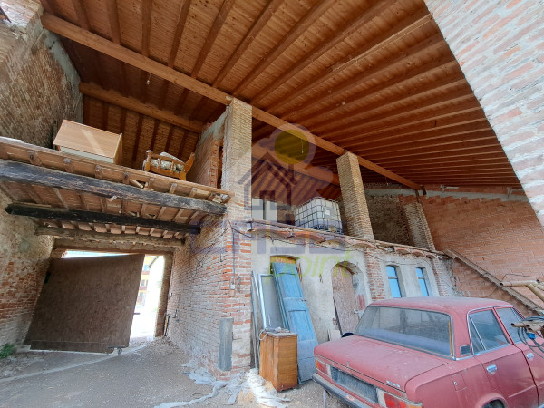 VUOI TRASFORMARE I TUOI SOGNI IN REALTÁ ?!  RUSTICO TRASFORMABILE IN LOFT