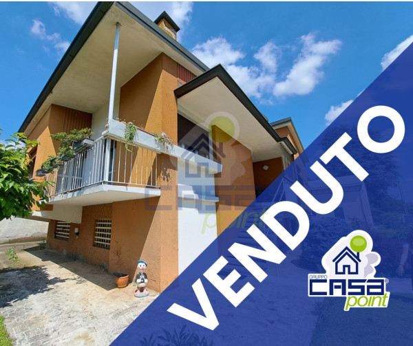 VILLA SINGOLA IN ZONA GIUSEPPINA CON PROGETTO DI RISTRUTTURAZIONE