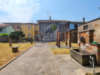 VILLA con DEPANDANCE e GIARDINO