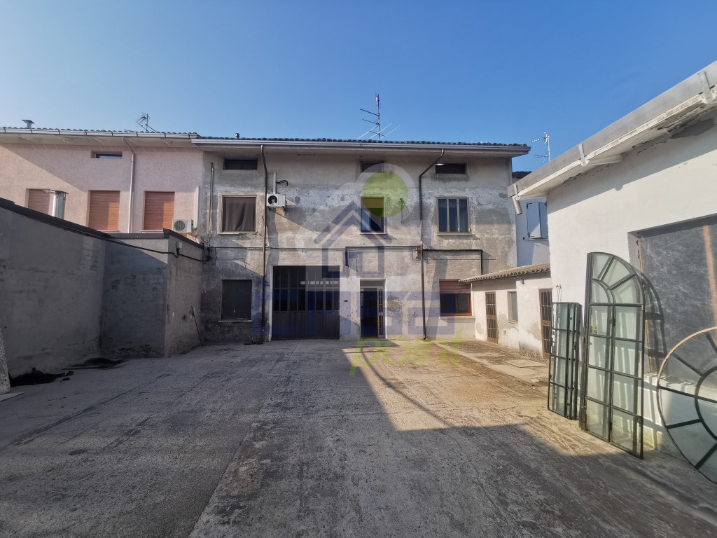 CORTILE INTERNO