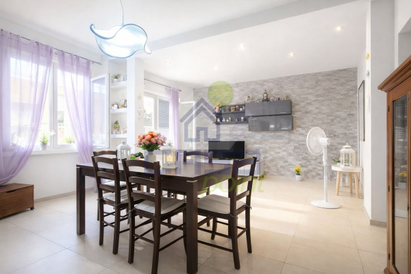 CASA DI CORTILE OTTIMO INVESTIMENTO