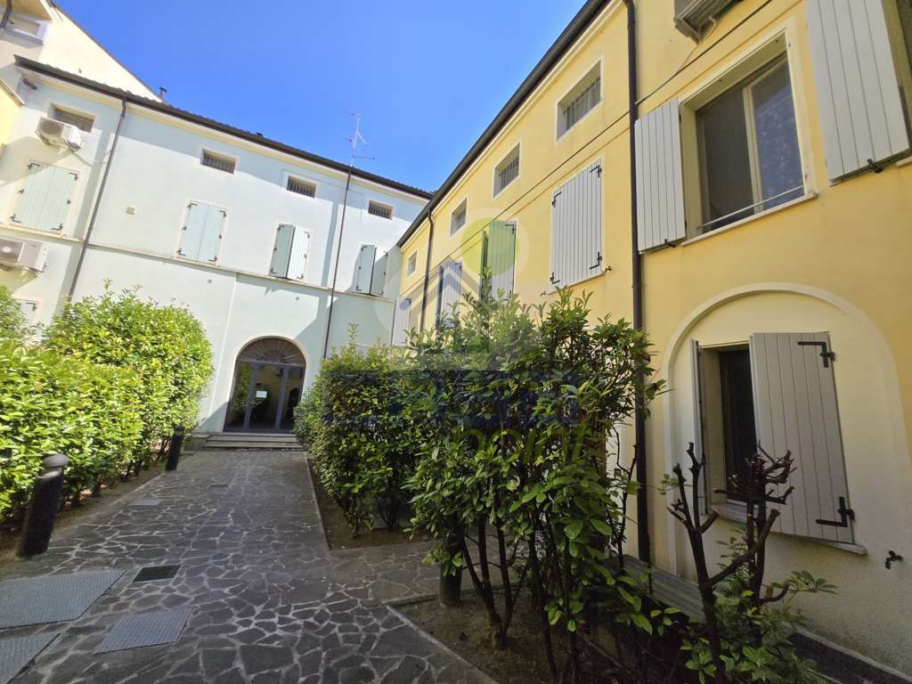 CORTILE INTERNO