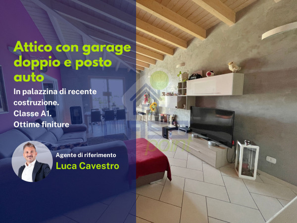 splendido Attico con Terrazza, Garage doppio e posto Auto