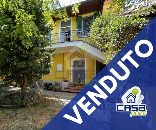 CASA INDIPENDENTE CON AMPIO GIARDINO