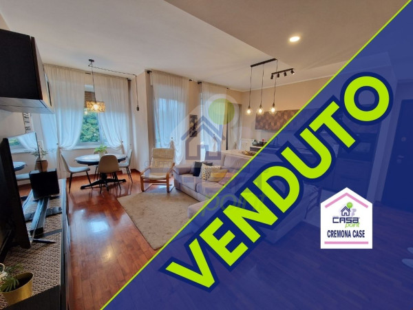 AMPIO TRILOCALE RISTRUTTURATO CON BALCONE, CANTINA E GARAGE!