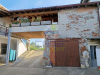 vista dal cortile interno.jpg