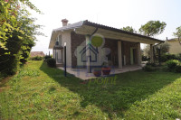 Vendesi Villa Unifamiliare a Desenzano del Garda