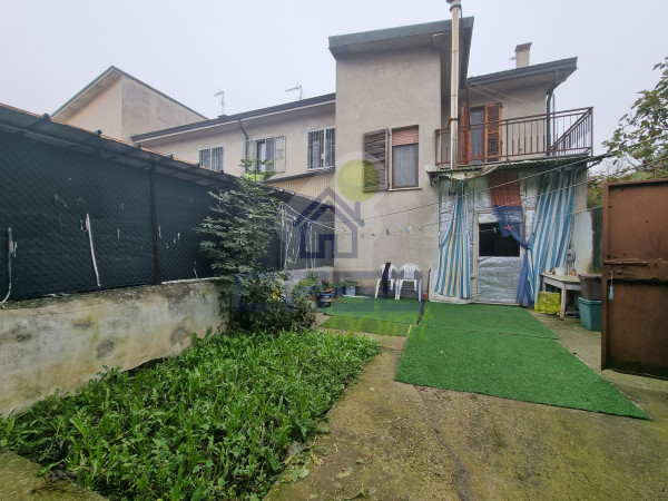 CASA di CORTILE