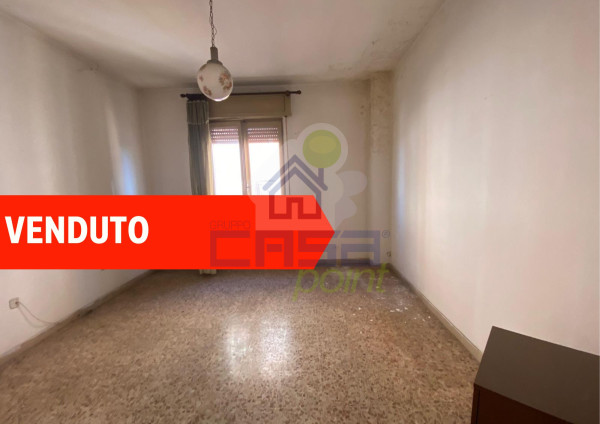 TRILOCALE DA RISTRUTTURARE IN ZONA CENTRALE