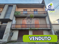 Appartamento con due letto, cantina, garage ed orto in tranquilla palazzina di sole quattro unità