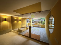 LUMINOSO APPARTAMENTO CON PRIVACY ASSOLUTA - COMPLETAMENTE ARREDATO - BOX AUTO INCLUSO