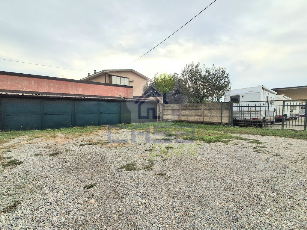 a6aa76db-29fd-44fe-95bc-5e777d54497e.jpg
