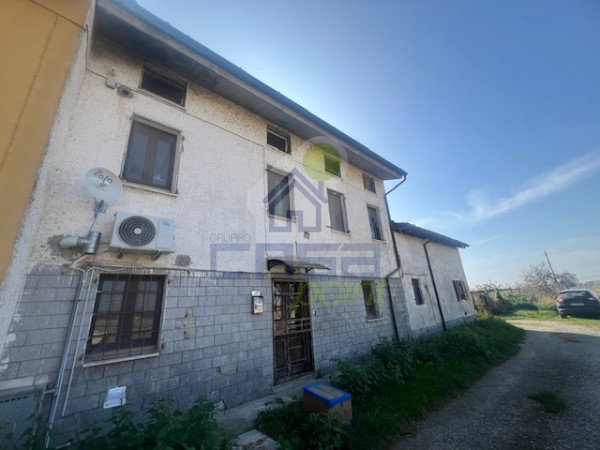 LA CASA DELL' UOMO DI CAMPAGNA
