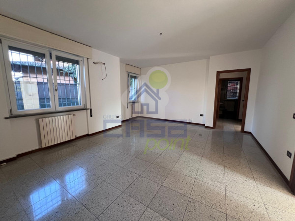 Appartamento quadrilocale non arredato