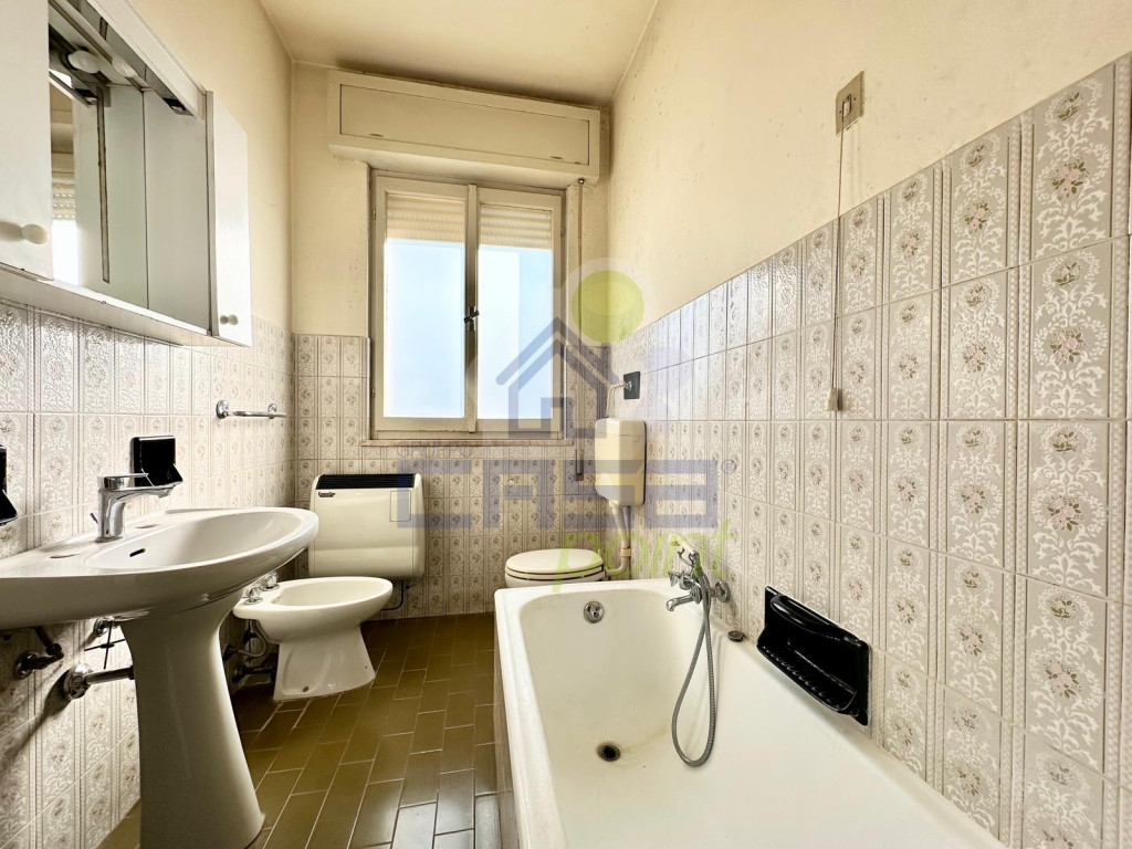 BAGNO PRIMO PIANO.jpeg
