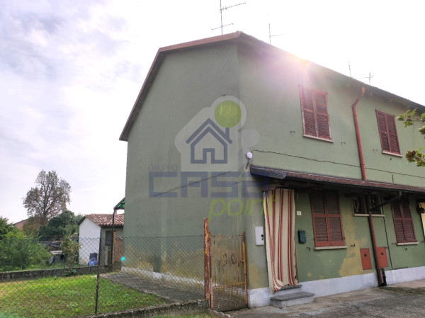 CASA SEMI-INDIPENDENTE IN PIENA CAMPAGNA!!!!
